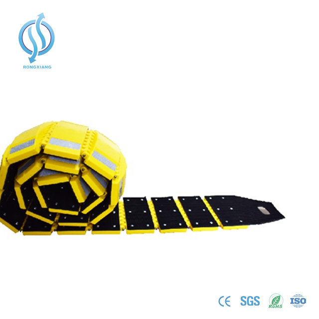Removable Plastic Speed Hump for Road