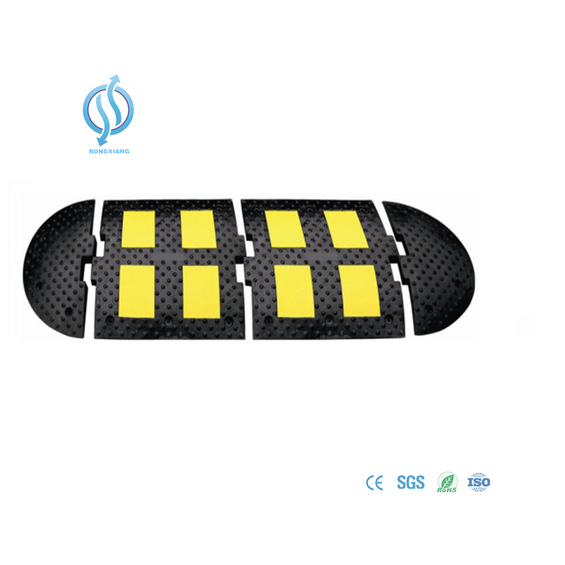 Safety Rubber Speed Hump For Pedestrian Crossing