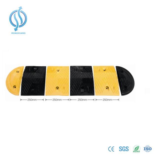 250mm Rubber Speed Hump for Road Safety
